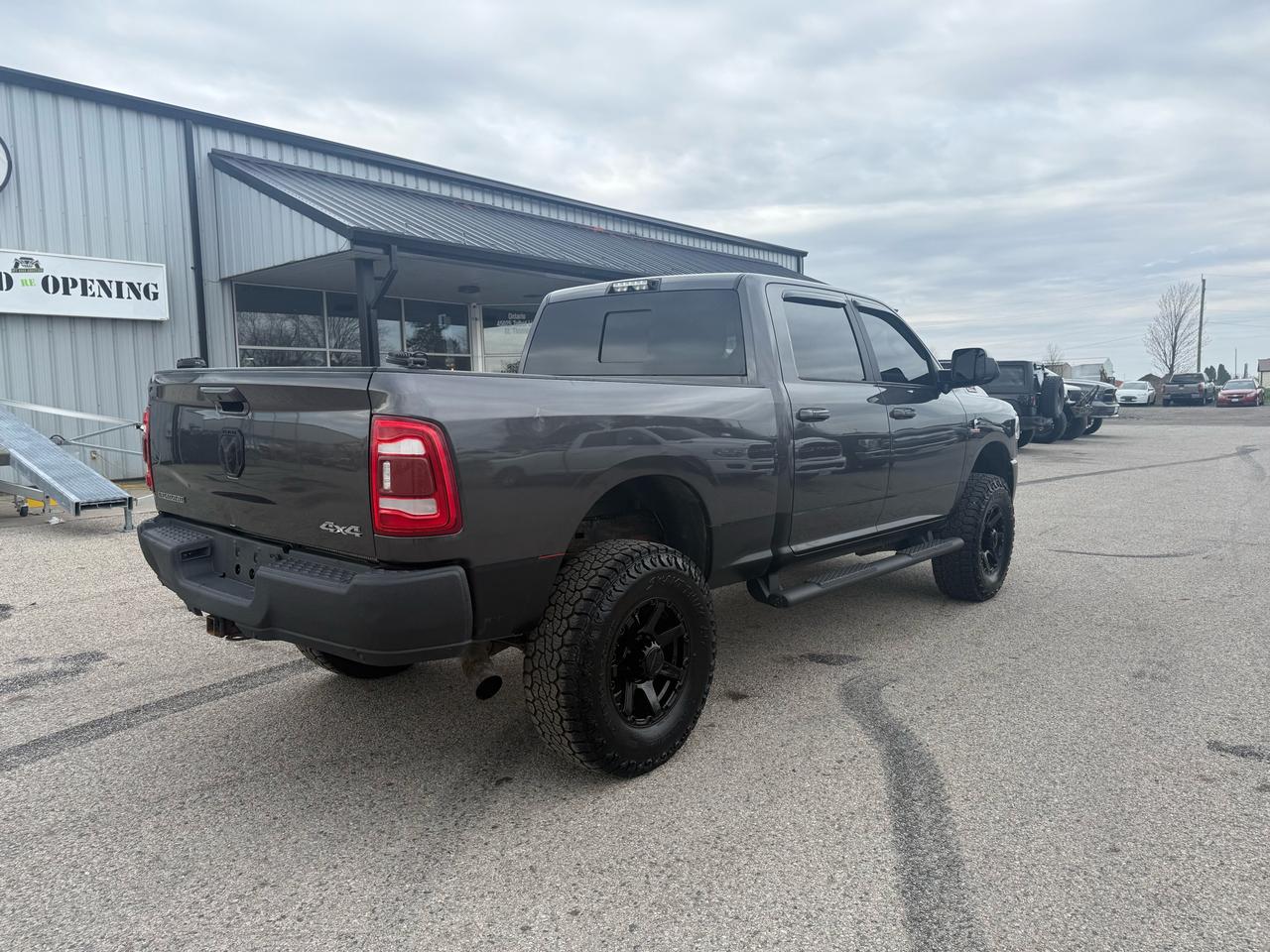 2019 RAM 2500 Big Horn Photo4