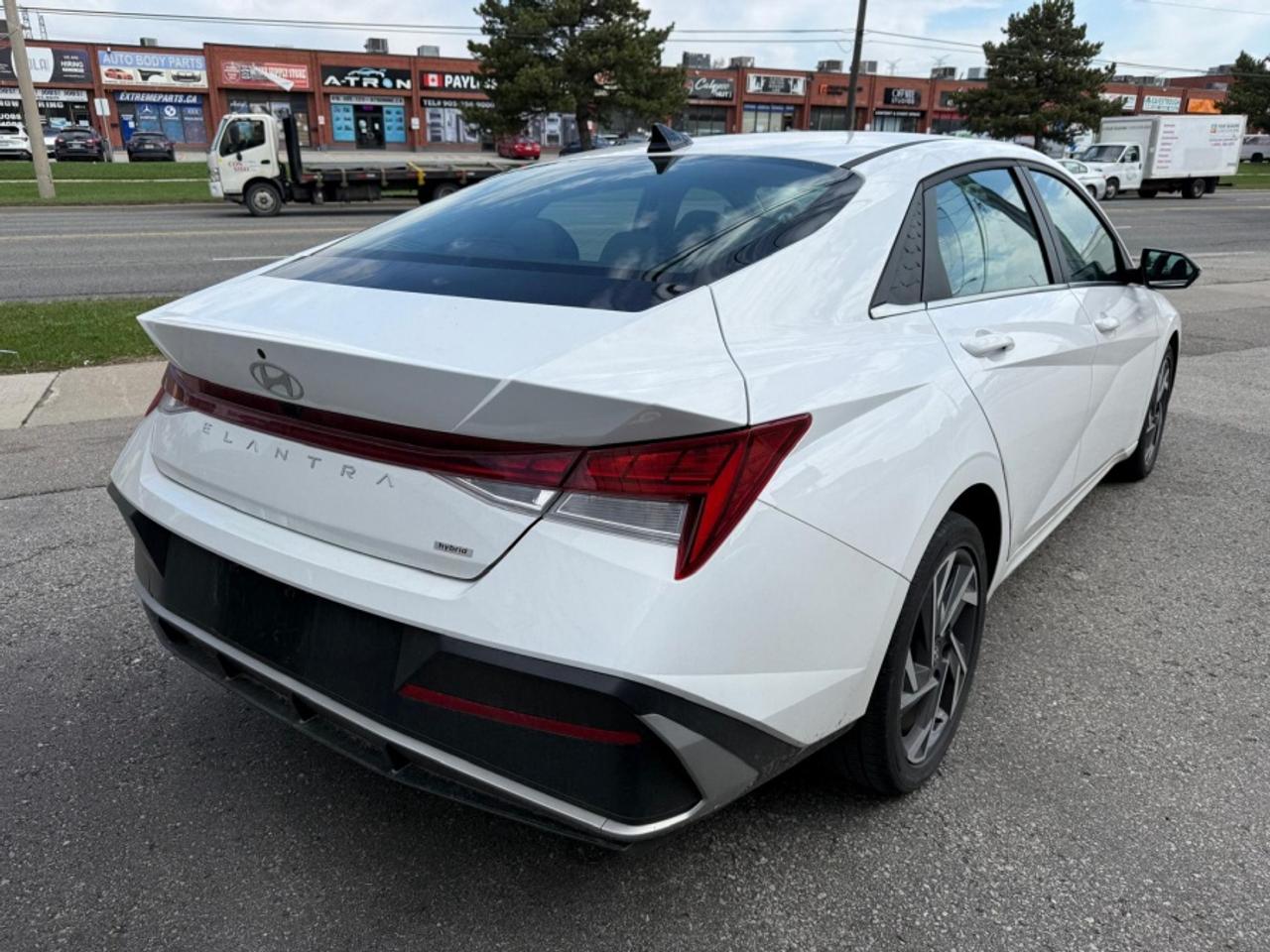 2025 Hyundai Elantra Hybrid LUXURY/ LEATHER/ SUNROOF/ NAVI/ CARPLAY/ REAR CAM Photo