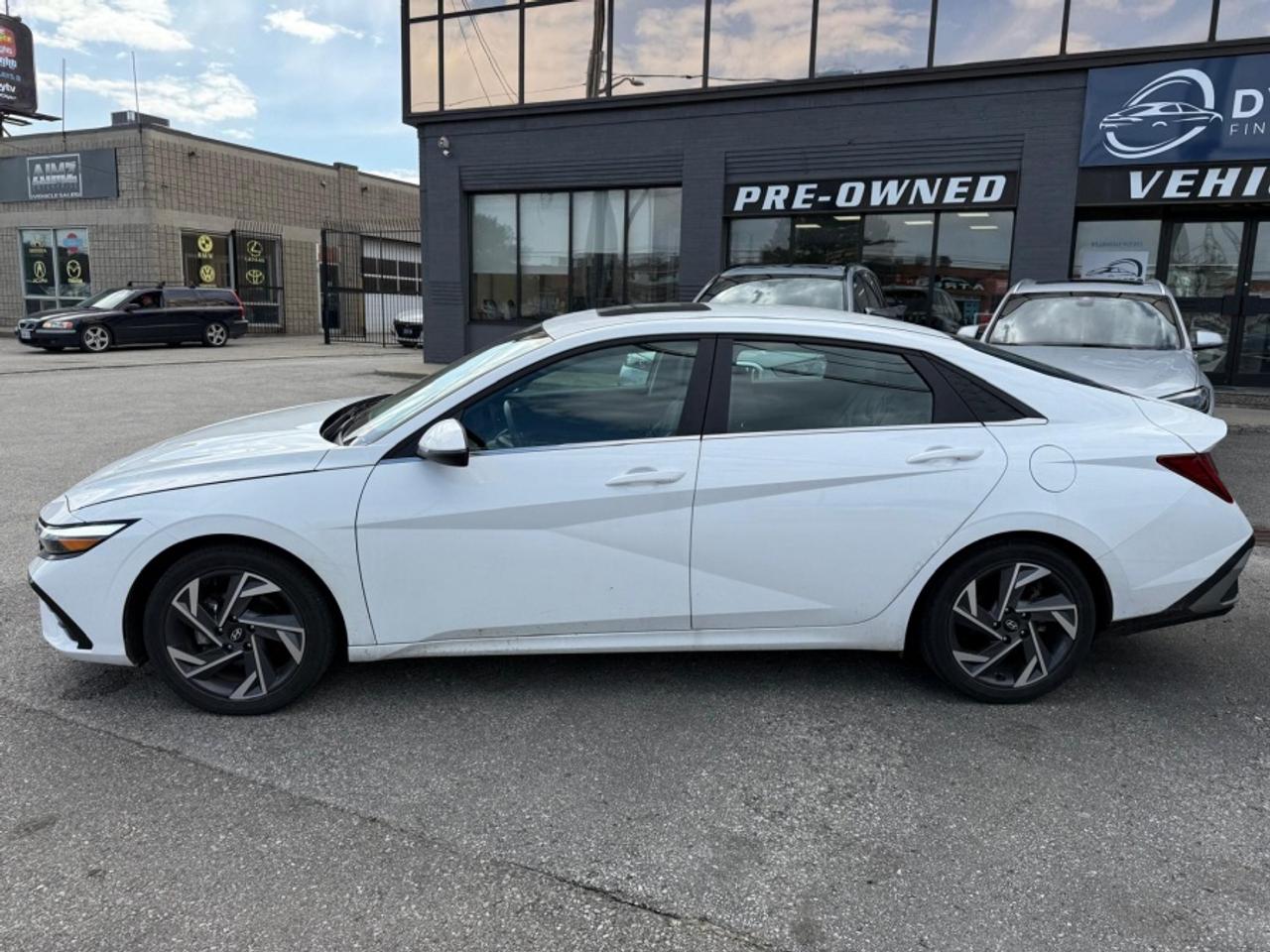 2025 Hyundai Elantra Hybrid LUXURY/ LEATHER/ SUNROOF/ NAVI/ CARPLAY/ REAR CAM Photo