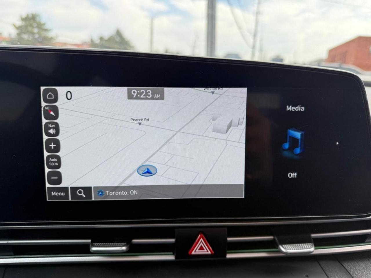 2025 Hyundai Elantra Hybrid LUXURY/ LEATHER/ SUNROOF/ NAVI/ CARPLAY/ REAR CAM Photo