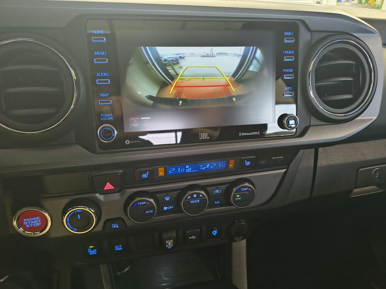2021 Toyota Tacoma TRD Pro Photo0