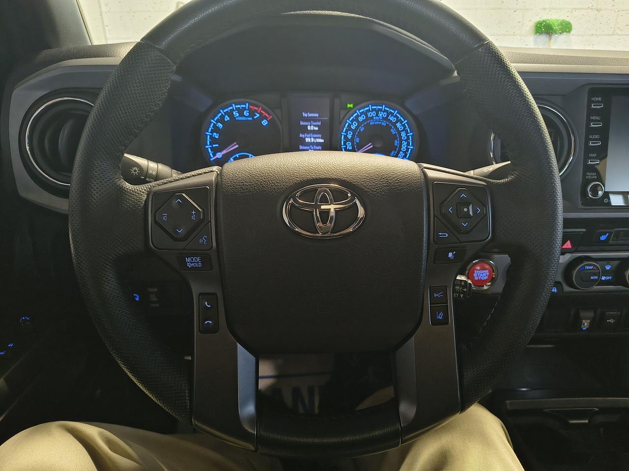 2021 Toyota Tacoma TRD Pro Photo0