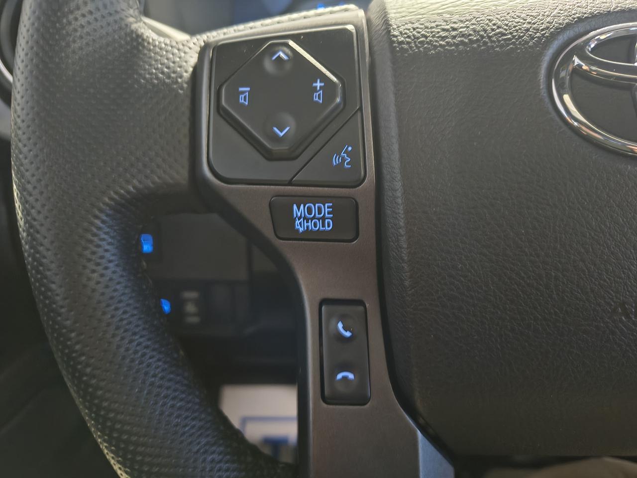 2021 Toyota Tacoma TRD Pro Photo0