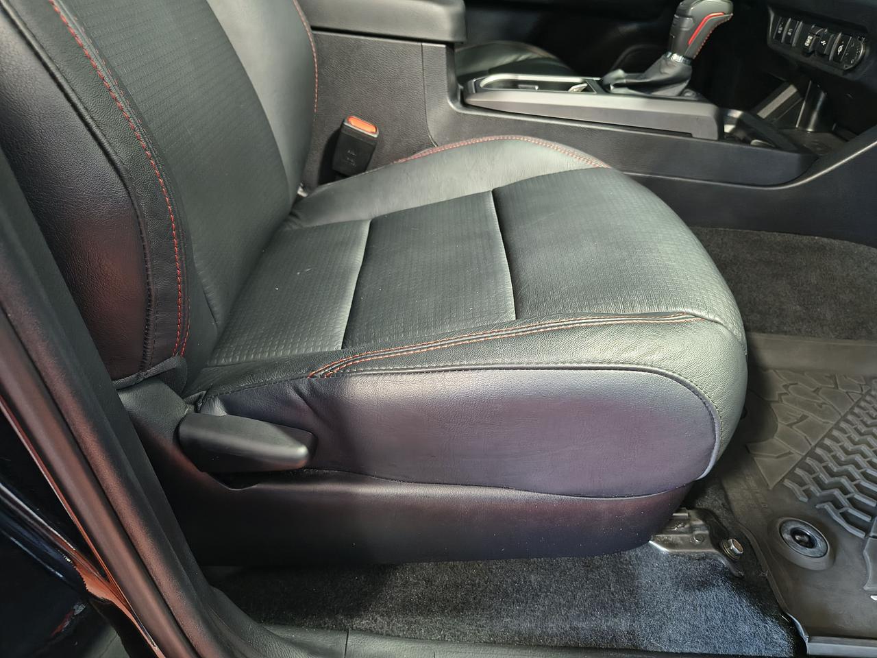 2021 Toyota Tacoma TRD Pro Photo0