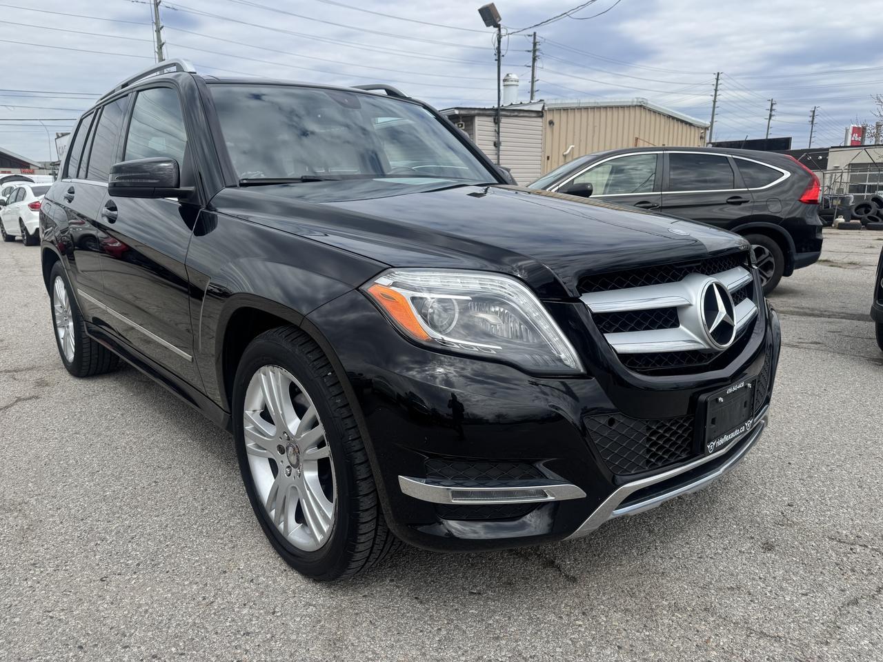 2015 Mercedes-Benz GLK-Class GLK 250 BlueTEC Photo2