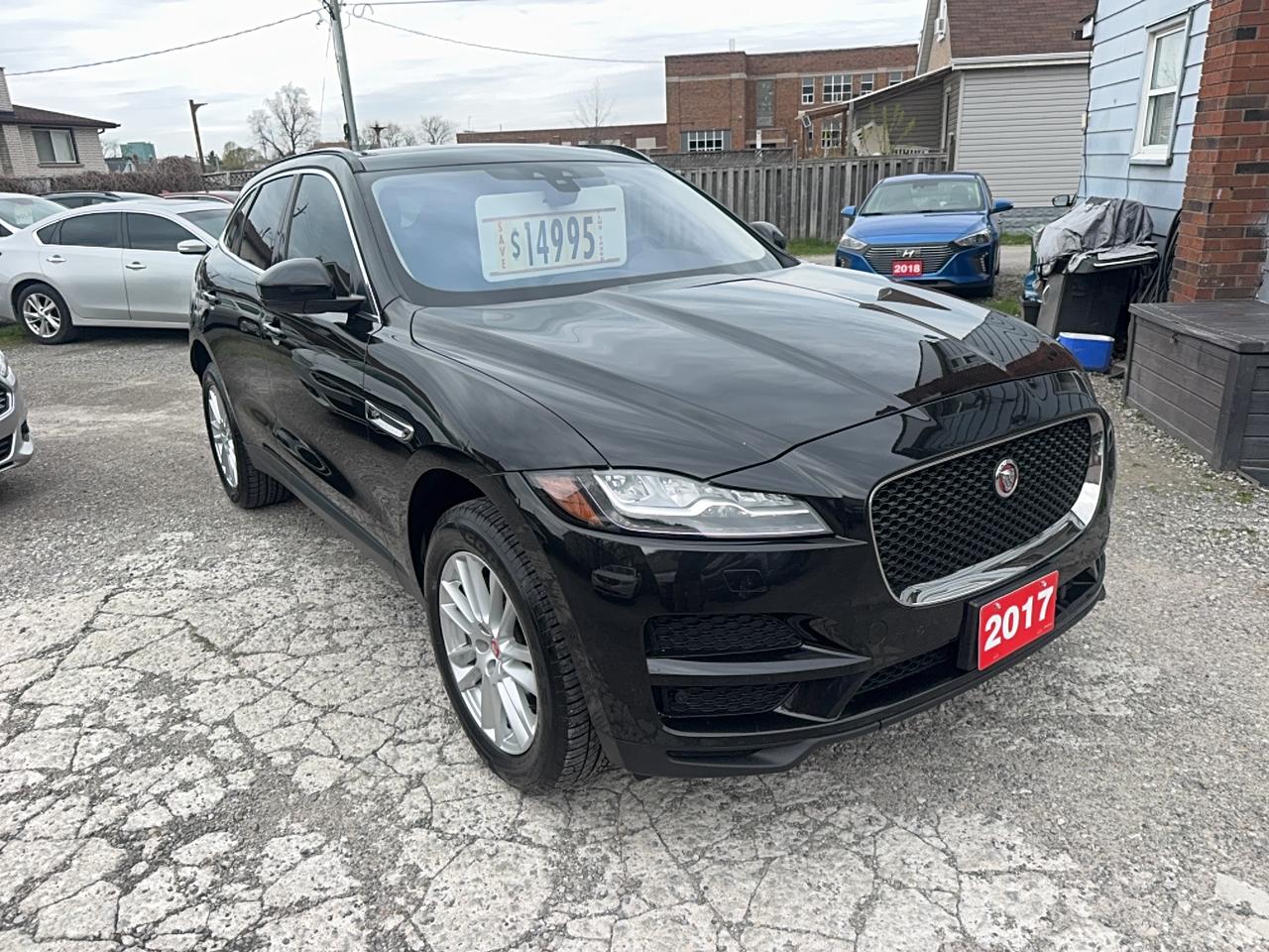 2017 Jaguar F-PACE 35t Prestige Photo