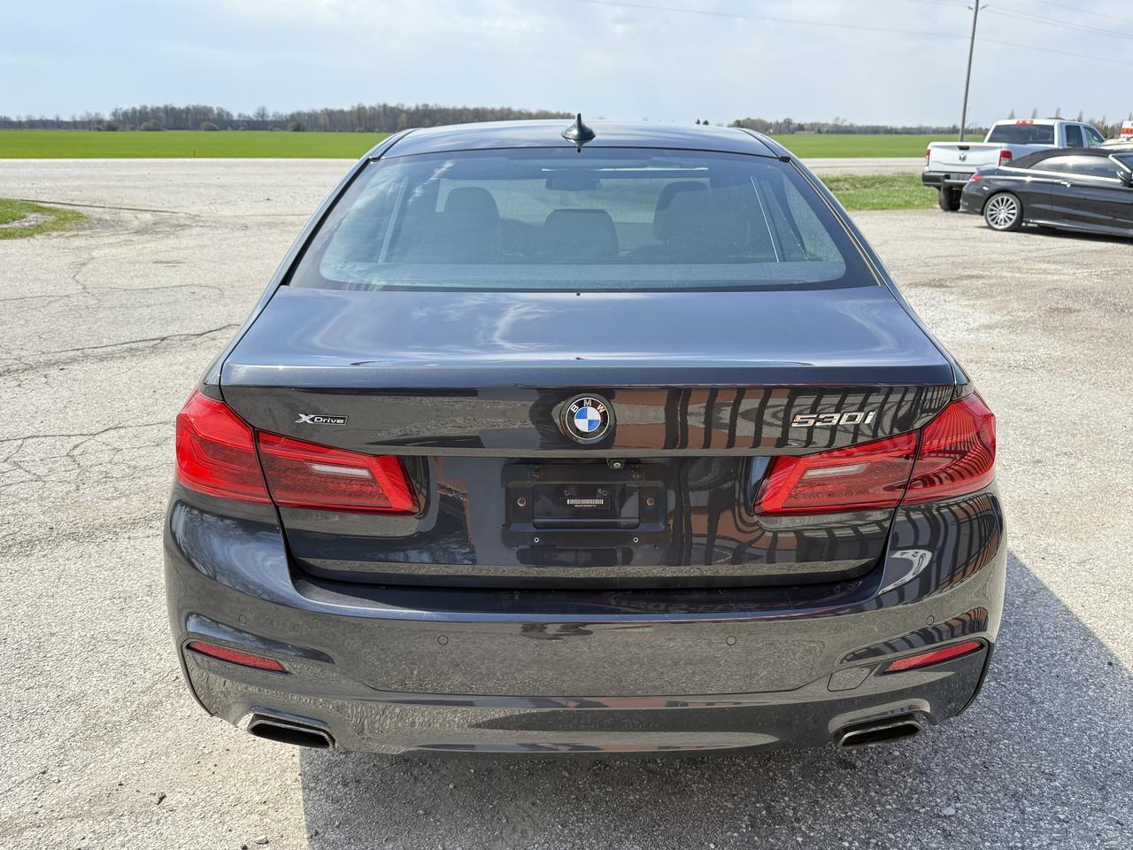 2017 BMW 5 Series 530i xDrive | Navigation | Backup Camera | Sunroof Photo3