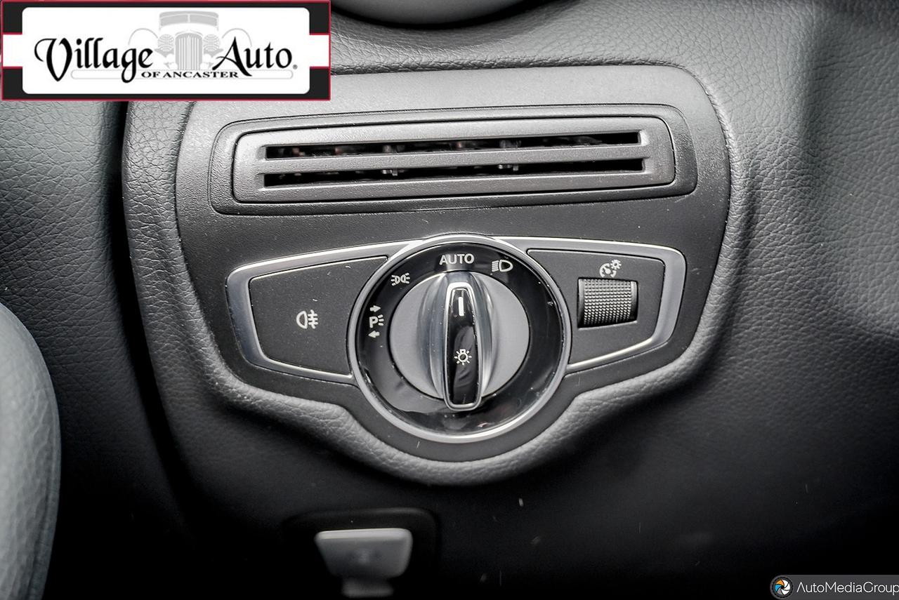 2017 Mercedes-Benz GLC-Class 4MATIC 4DR GLC 300 Photo