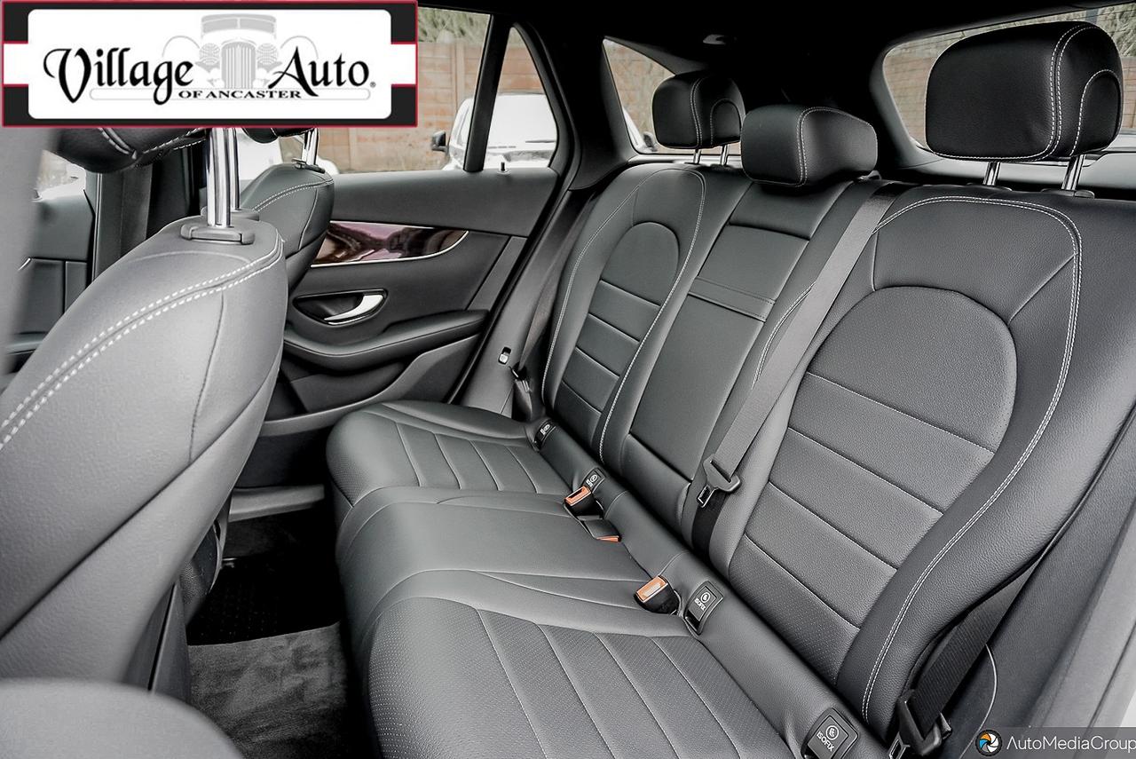 2017 Mercedes-Benz GLC-Class 4MATIC 4DR GLC 300 Photo