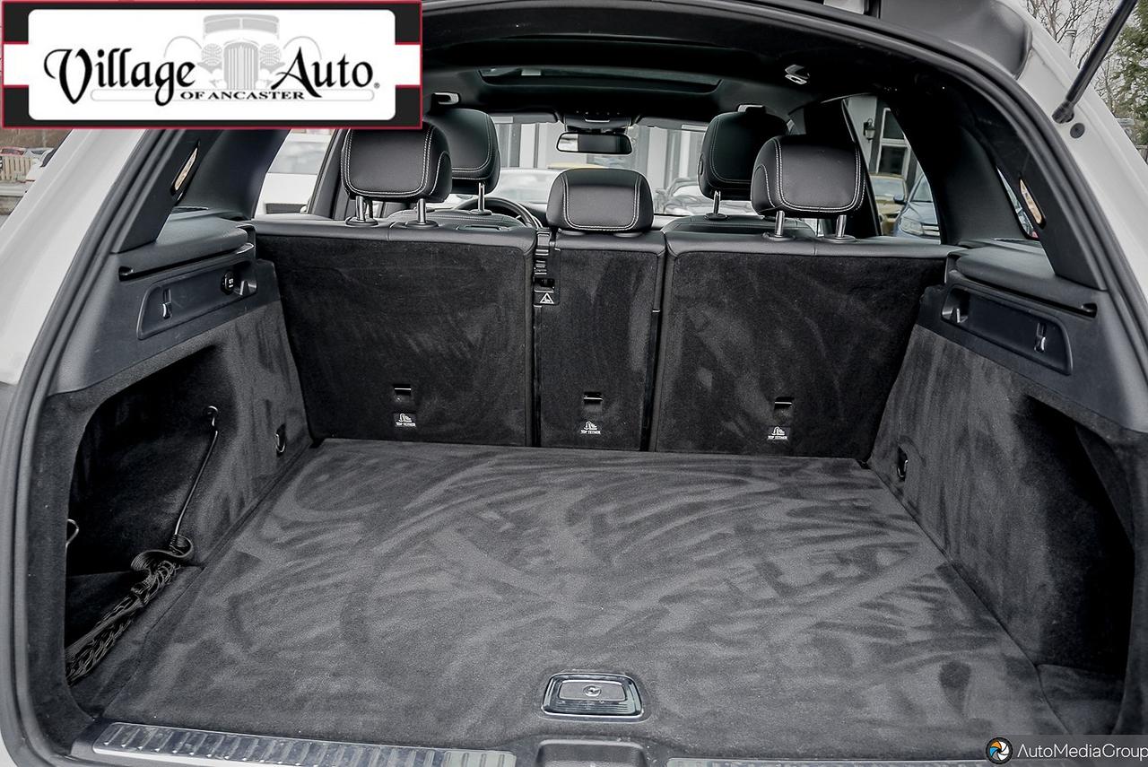 2017 Mercedes-Benz GLC-Class 4MATIC 4DR GLC 300 Photo