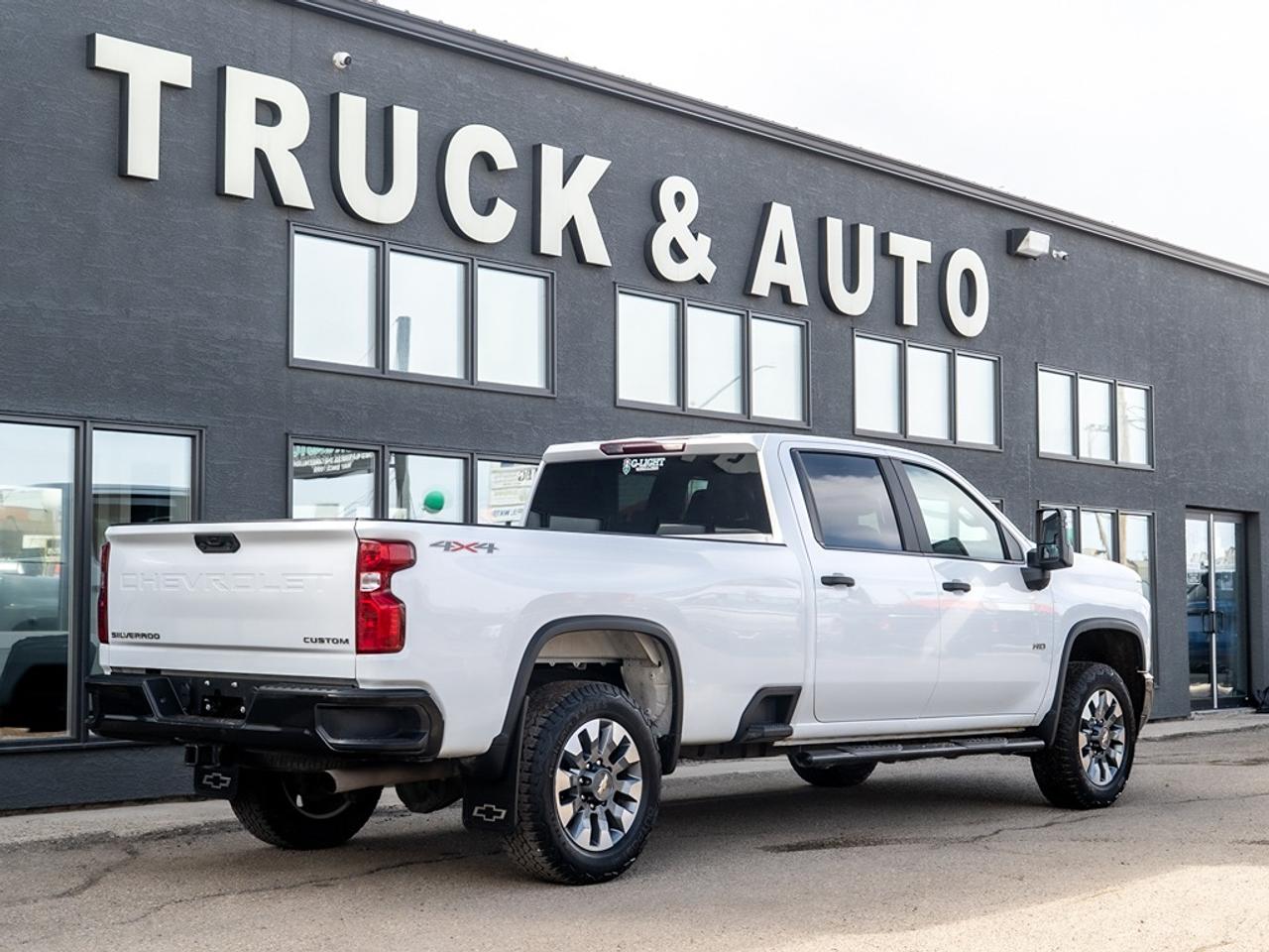2022 Chevrolet Silverado 2500 Custom Photo5