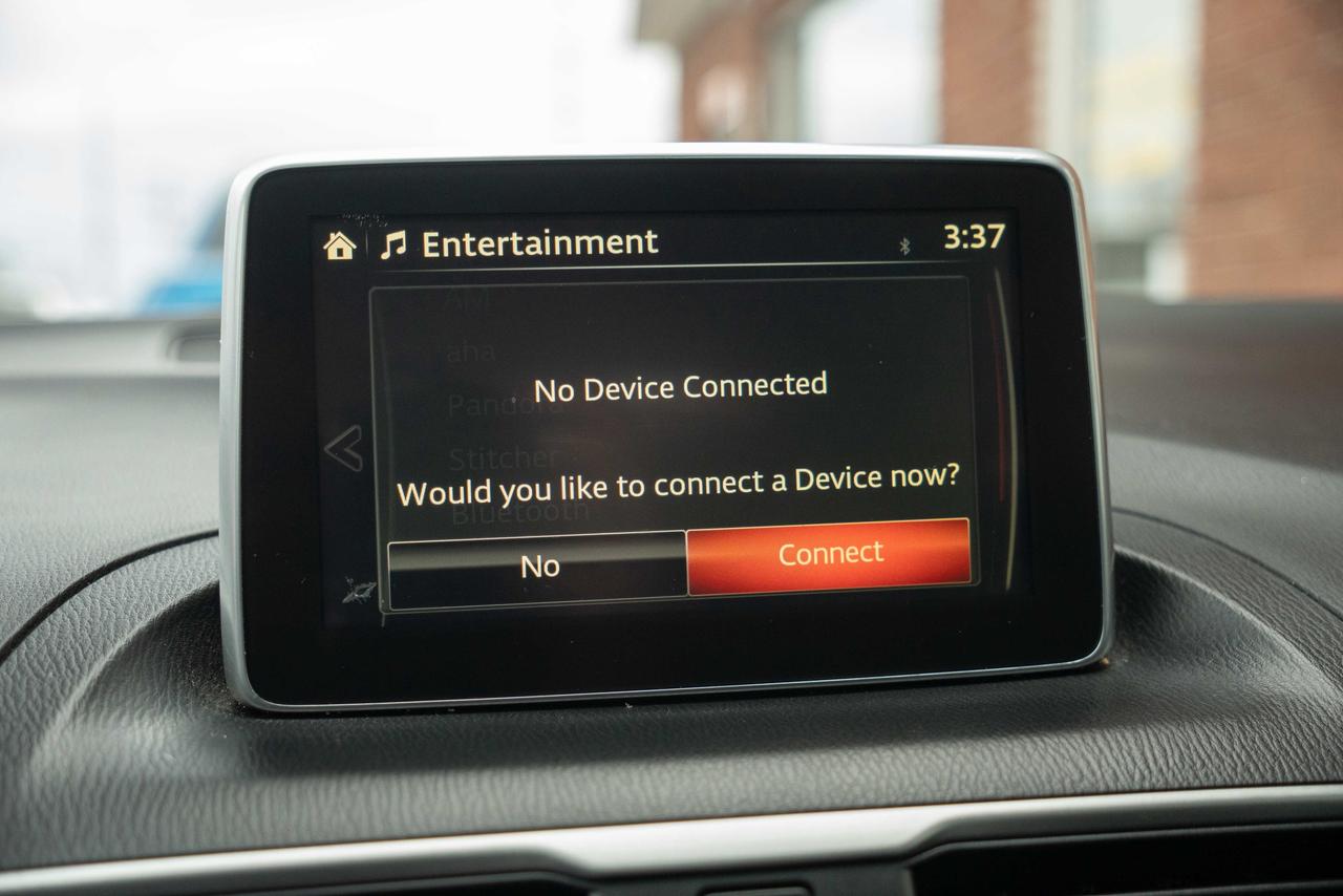 2014 Mazda MAZDA3 i Touring Photo