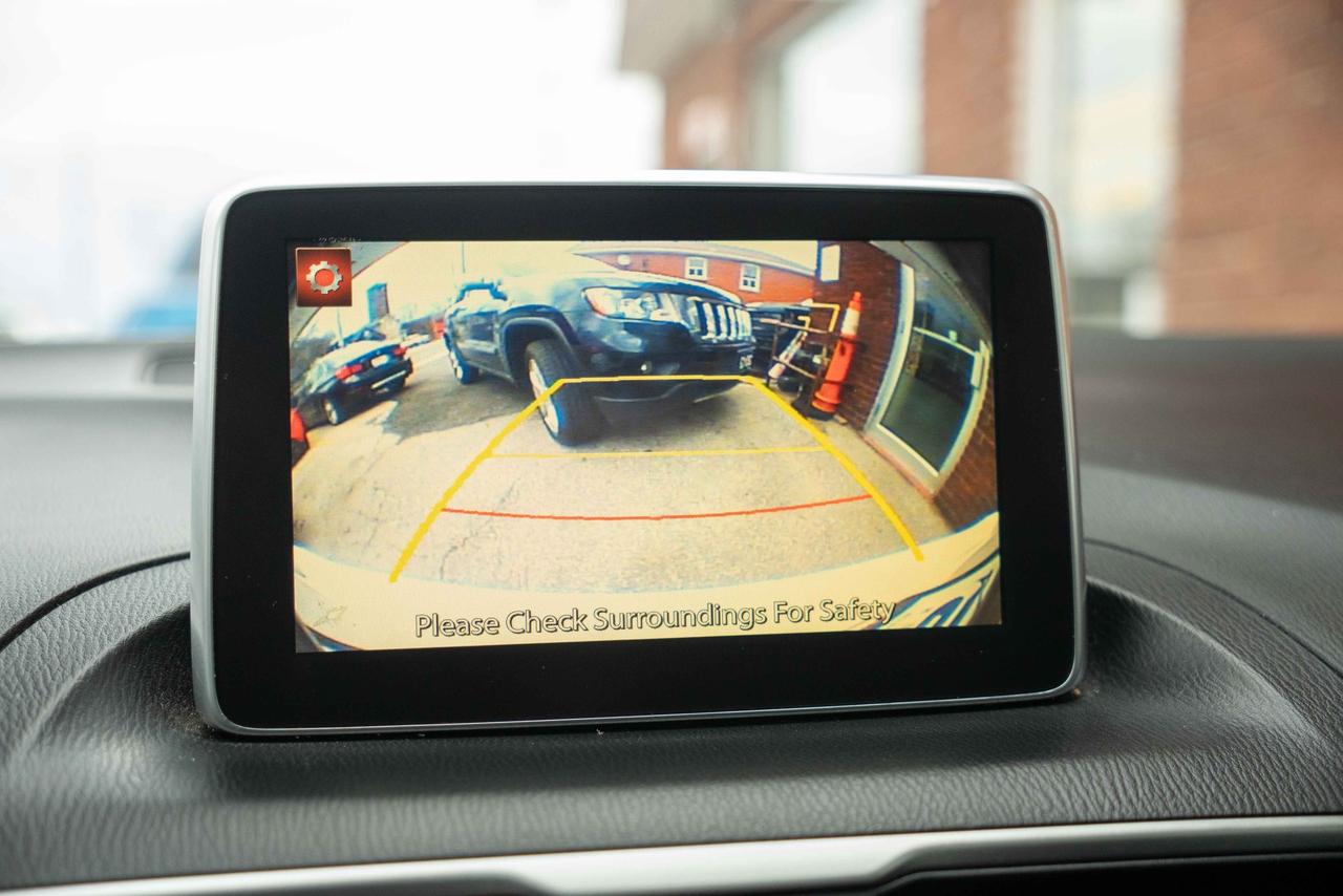 2014 Mazda MAZDA3 i Touring Photo