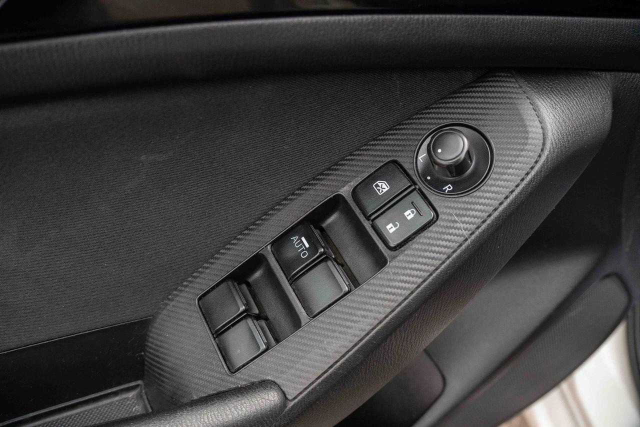 2014 Mazda MAZDA3 i Touring Photo