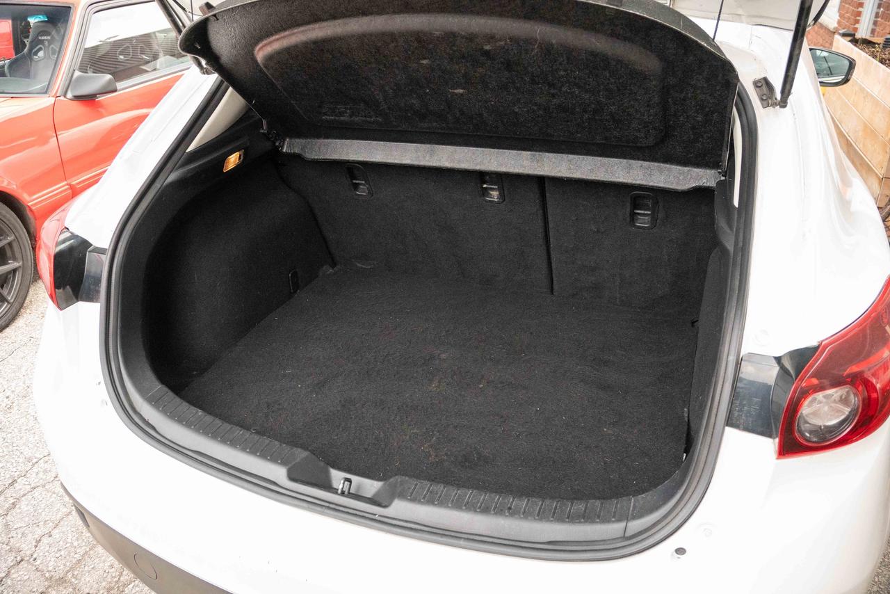 2014 Mazda MAZDA3 i Touring Photo