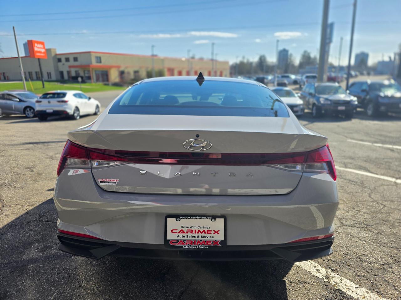 2023 Hyundai Elantra Preferred w/Tech Package LOW KMS | ONE OWNER | NAVI | Sunroof | BSM | Heated Seats Photo