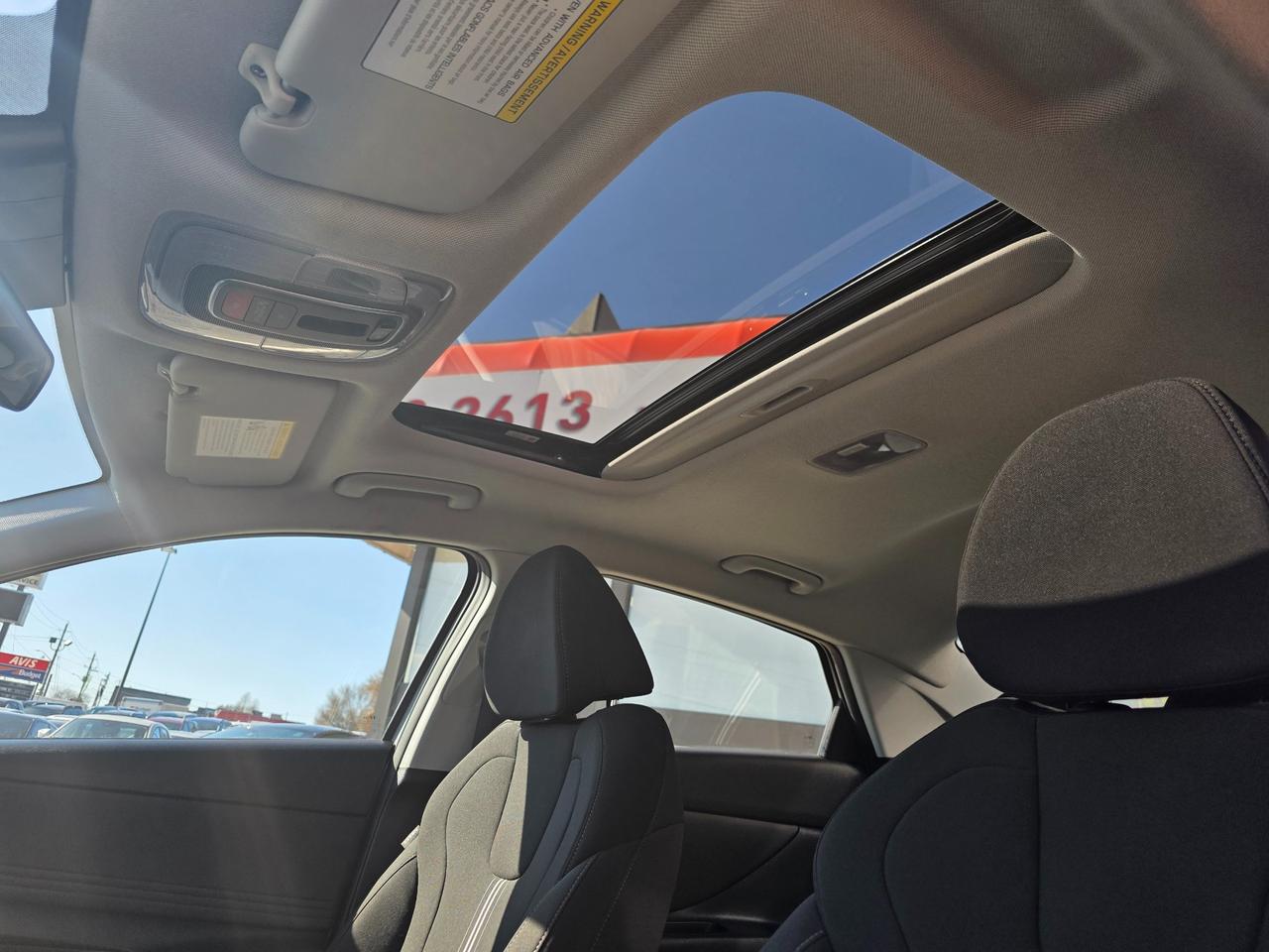2023 Hyundai Elantra Preferred w/Tech Package LOW KMS | ONE OWNER | NAVI | Sunroof | BSM | Heated Seats Photo