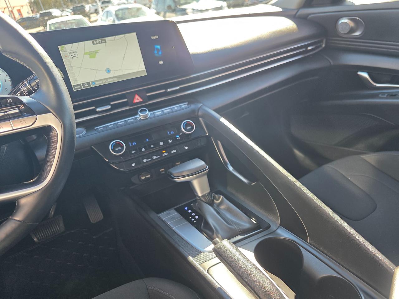 2023 Hyundai Elantra Preferred w/Tech Package LOW KMS | ONE OWNER | NAVI | Sunroof | BSM | Heated Seats Photo