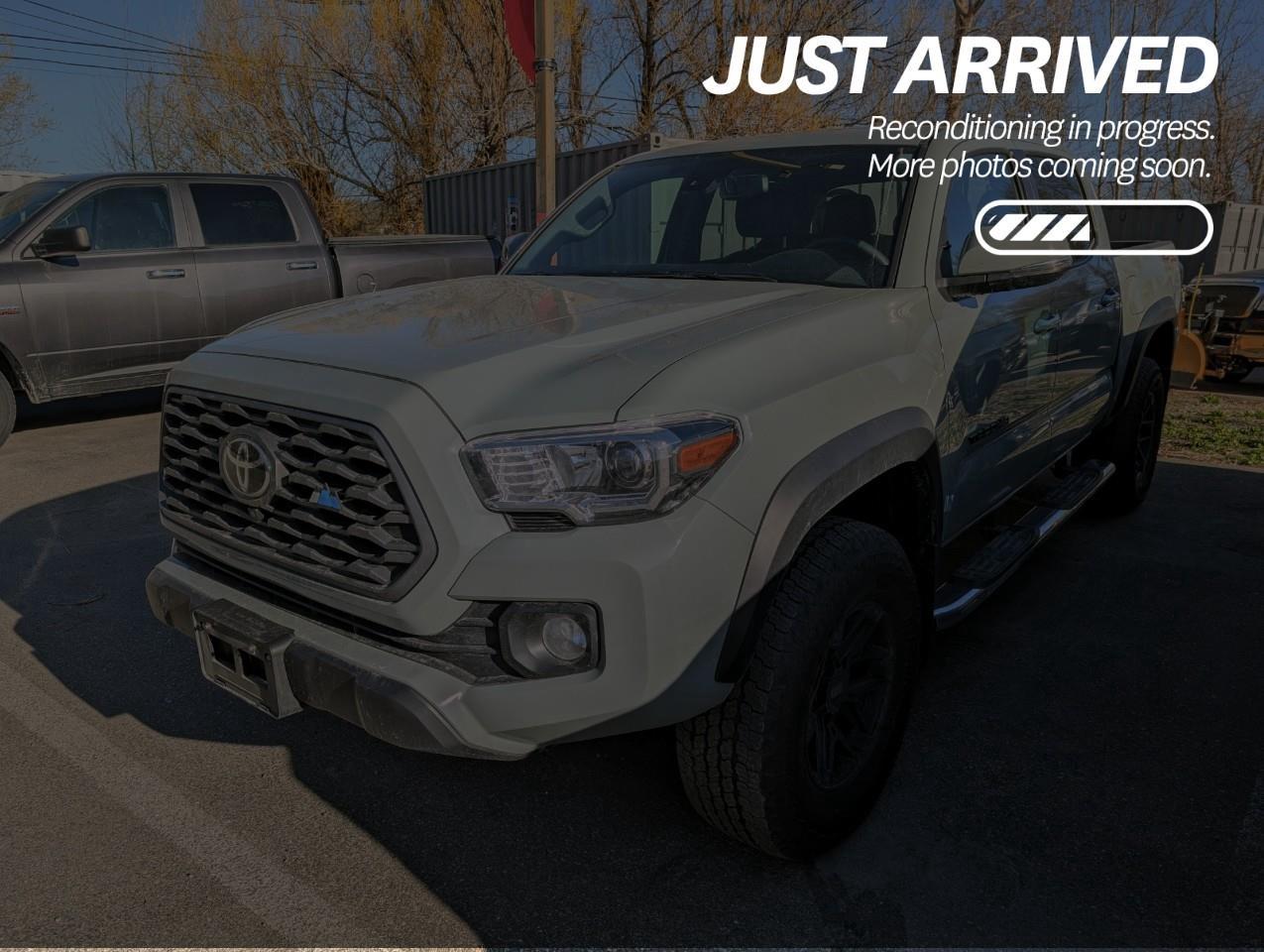 Used 2023 Toyota Tacoma $408 BI-WEEKLY - NO REPORTED ACCIDENTS, ONE OWNER, LOW KILOMETRES, SMOKE-FREE for sale in Cranbrook, BC