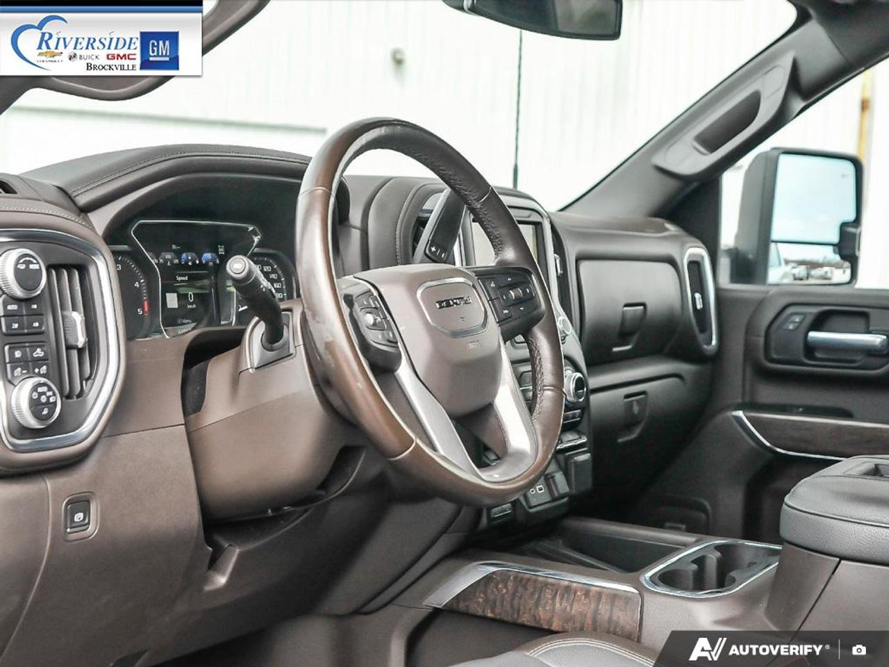 2020 GMC Sierra 2500 HD Denali Photo