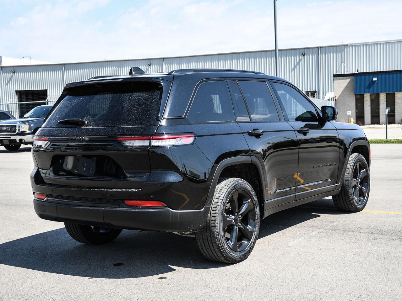 2024 Jeep Grand Cherokee 2024 Jeep Grand Cherokee Limited | Black Appearance Package | Stock #LK00819T Photo