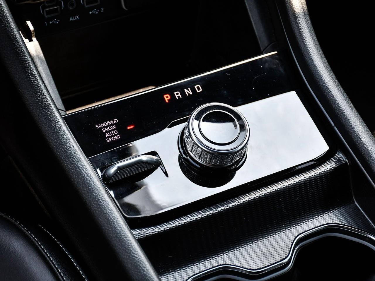 2024 Jeep Grand Cherokee 2024 Jeep Grand Cherokee Limited | Black Appearance Package | Stock #LK00819T Photo
