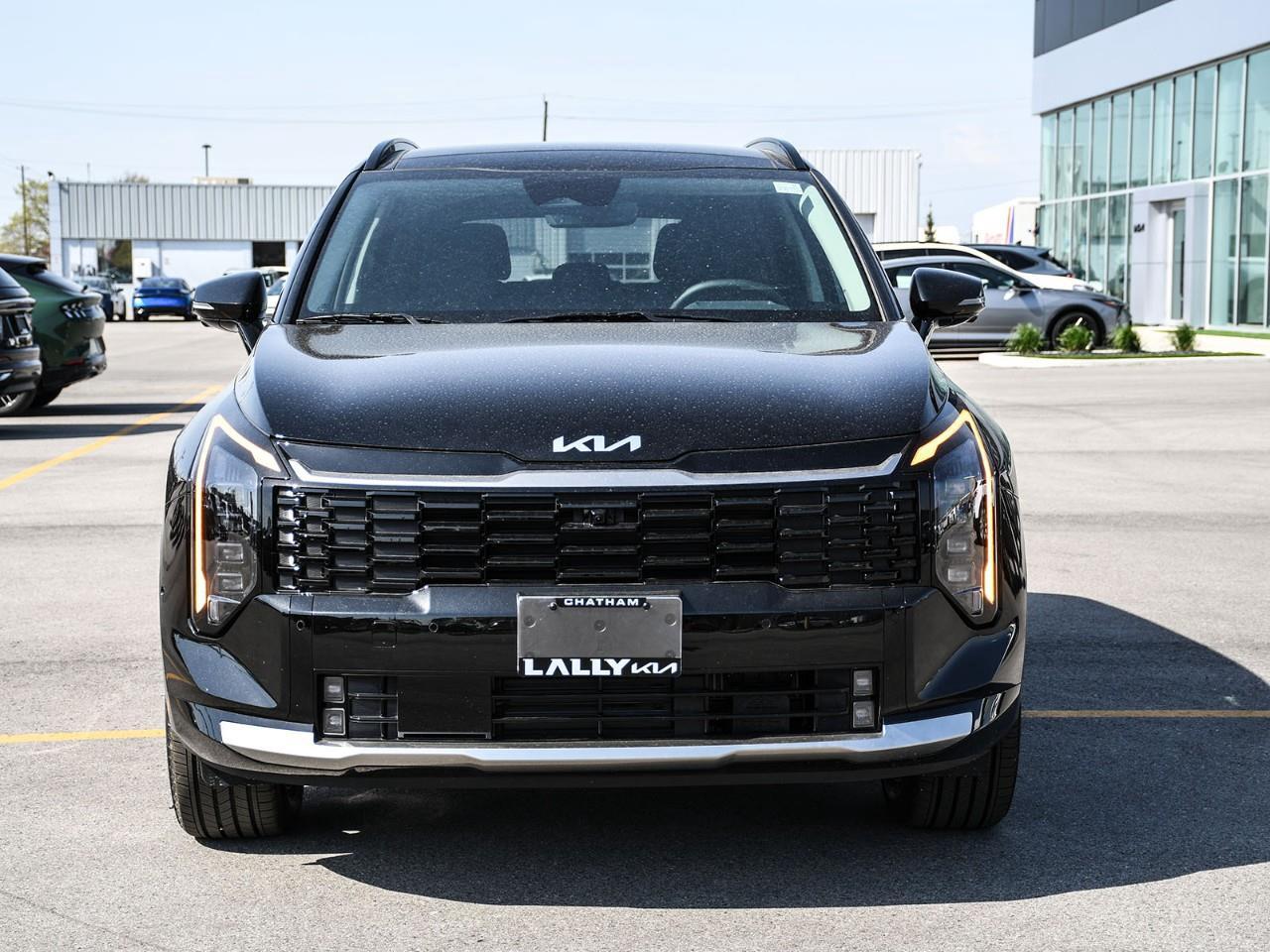 2026 Kia Sportage Plug-In Hybrid SX w/Black Interior 2026 Kia Sportage Plug-In Hybrid – SX Photo