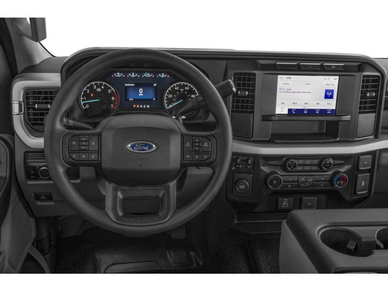 2025 Ford F-250 XL Photo3
