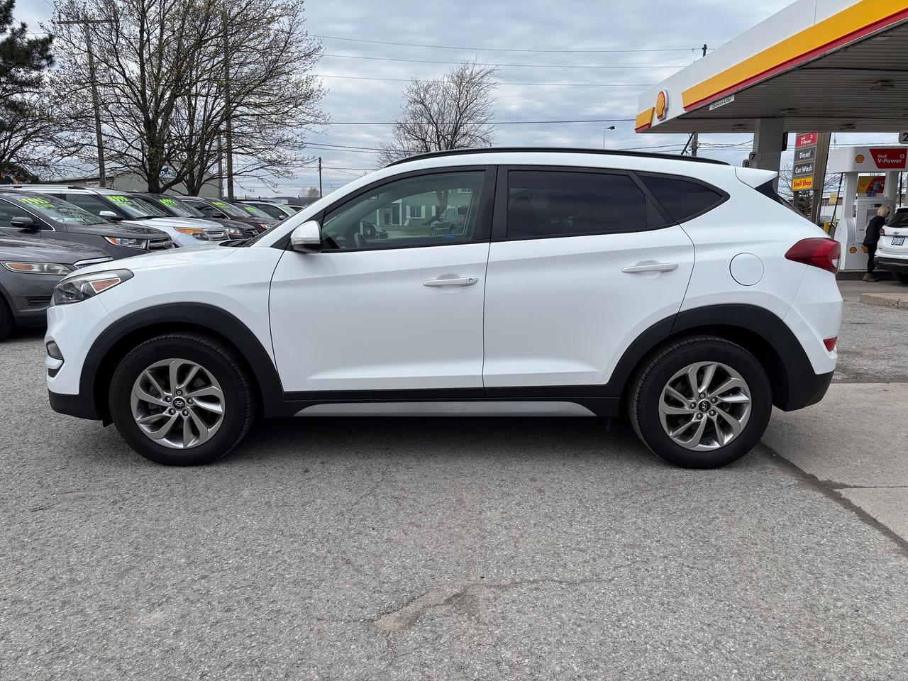 2017 Hyundai Tucson SE Photo