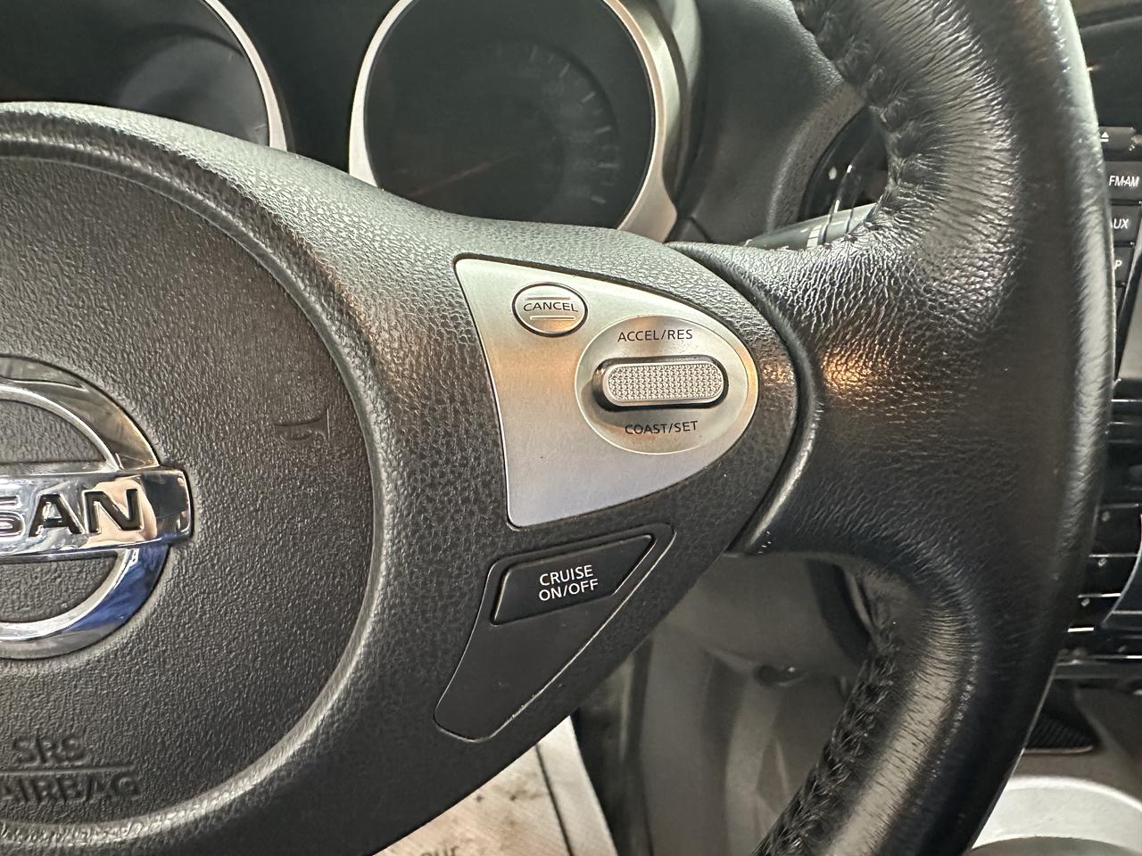 2016 Nissan Juke SL Photo28