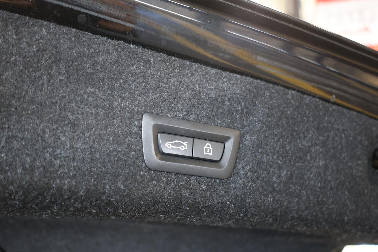 2021 BMW 3 Series M340i xDrive - SUNROOF|NAVI|CAMERA|BLINDSPOT Photo