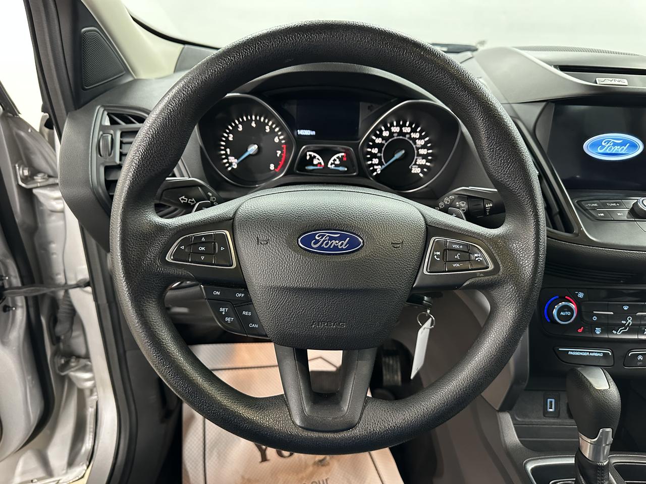 2017 Ford Escape 4WD 4dr SE Photo30