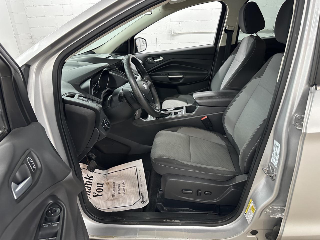 2017 Ford Escape 4WD 4dr SE Photo14