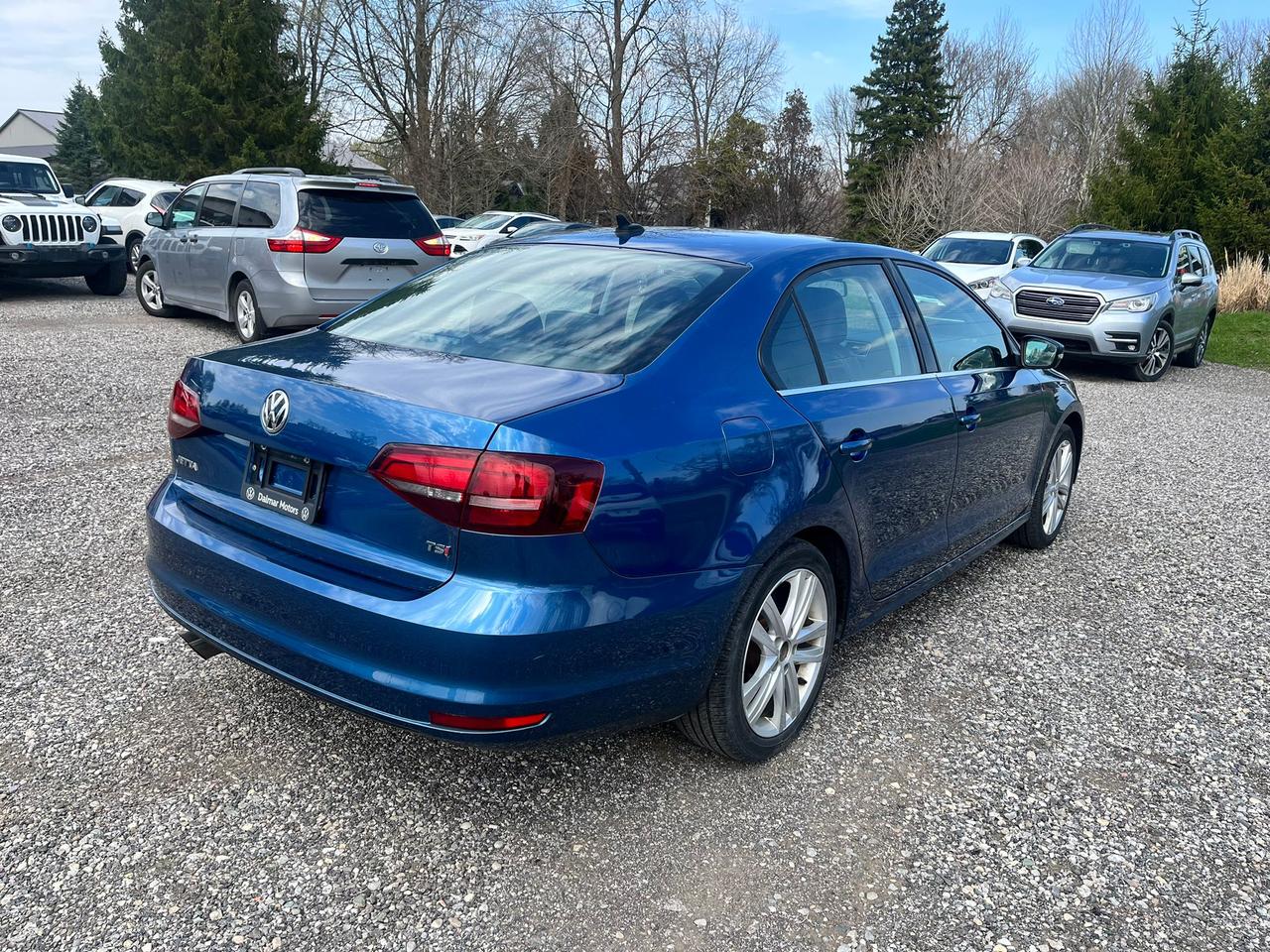 2017 Volkswagen Jetta 4dr 1.8 TSI Auto Highline Photo3