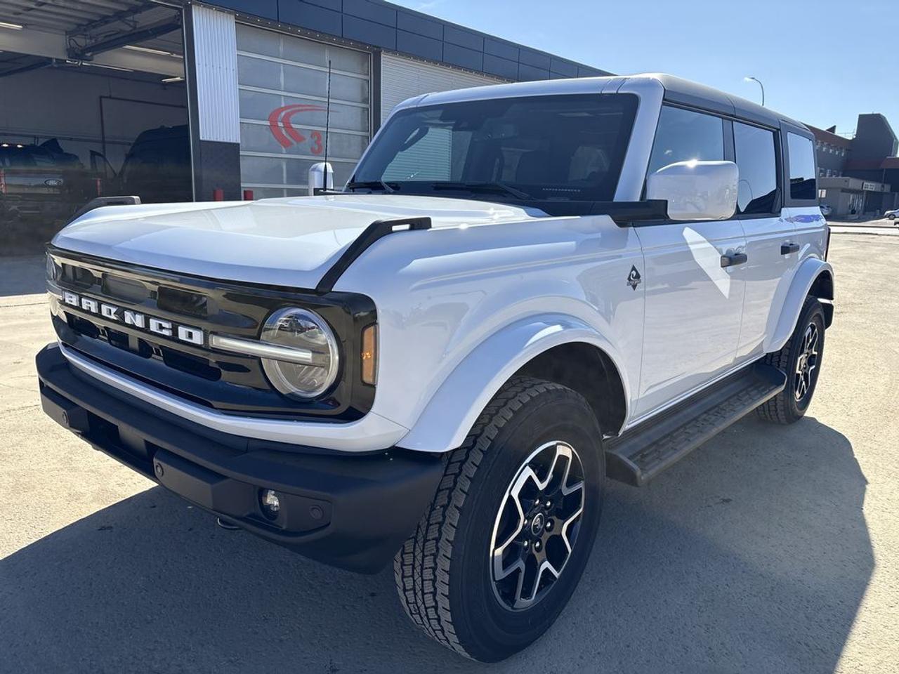 2026 Ford Bronco OUTER BANKS 314A Photo1