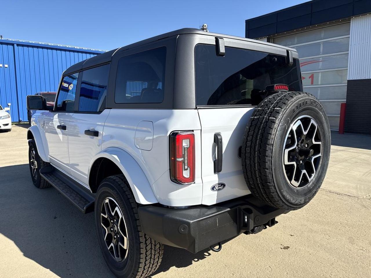 2026 Ford Bronco OUTER BANKS 314A Photo4