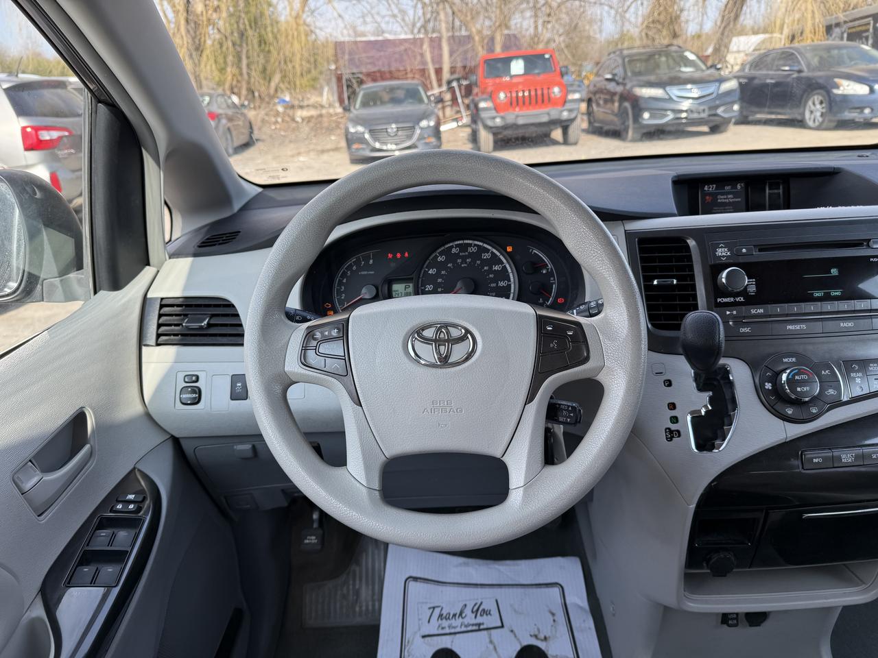 2013 Toyota Sienna LE Photo