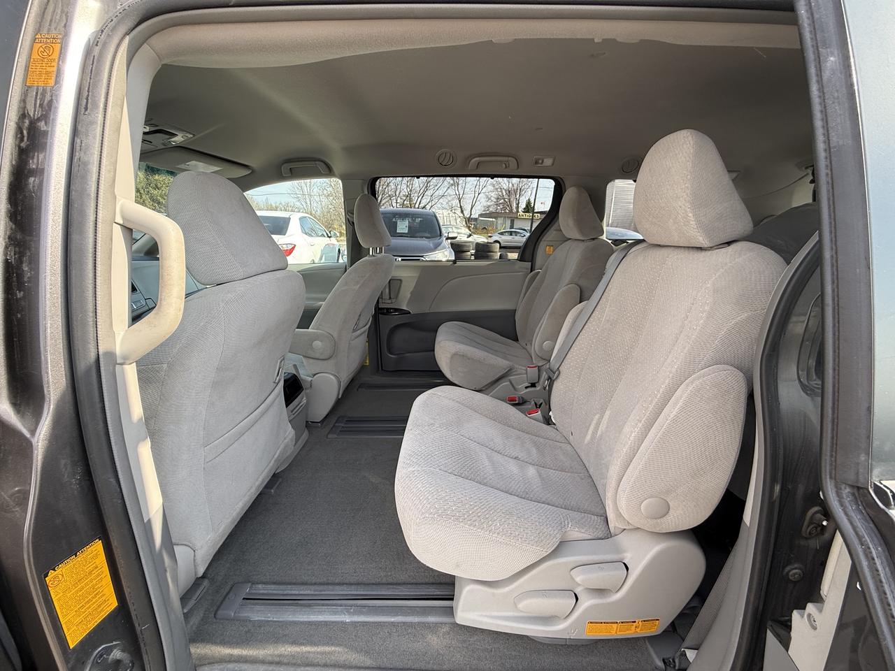 2013 Toyota Sienna LE Photo