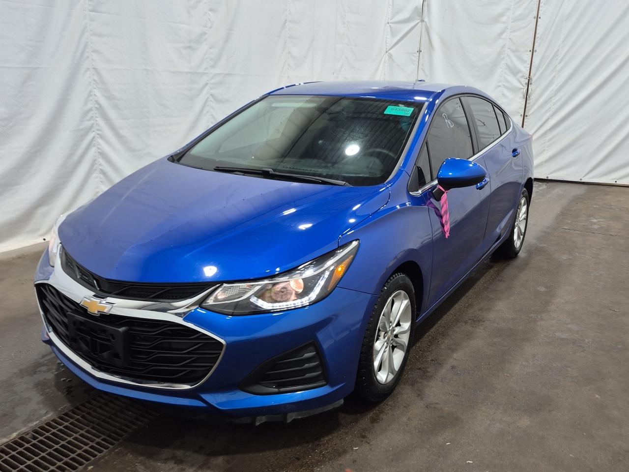 Used 2019 Chevrolet Cruze LT for sale in Tilbury, ON