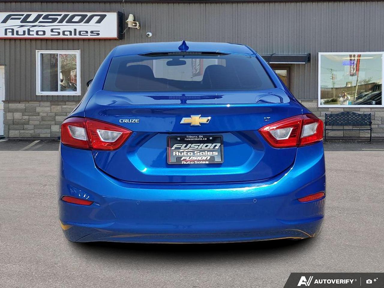 2019 Chevrolet Cruze LT-REMOTE START-BACK UP CAMERA-HEATED SEATS Photo