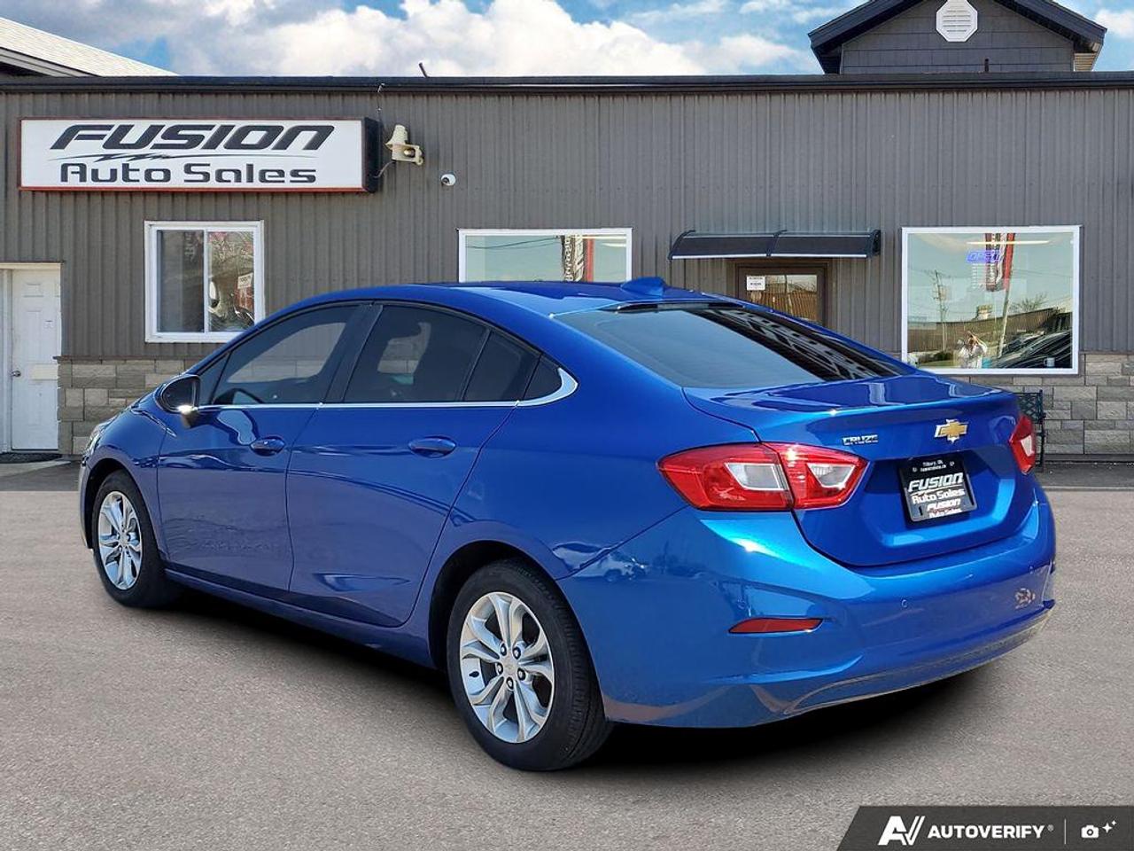 2019 Chevrolet Cruze LT-REMOTE START-BACK UP CAMERA-HEATED SEATS Photo4