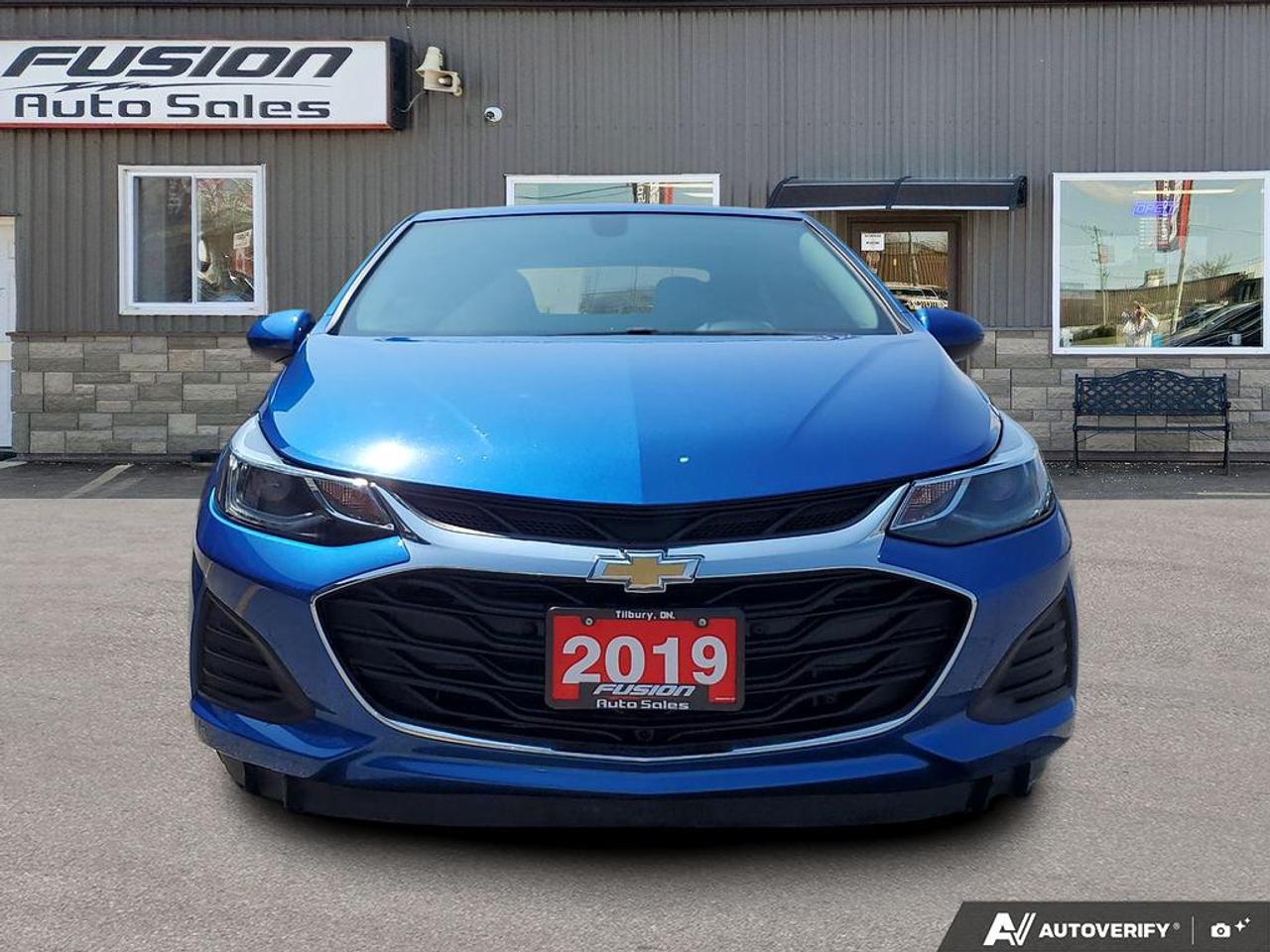 2019 Chevrolet Cruze LT-REMOTE START-BACK UP CAMERA-HEATED SEATS Photo