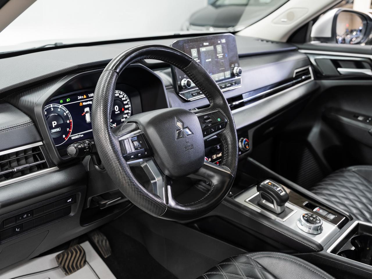 2023 Mitsubishi Outlander GT S-AWC | Nav | Leather | Sunroof | HUD | CarPlay