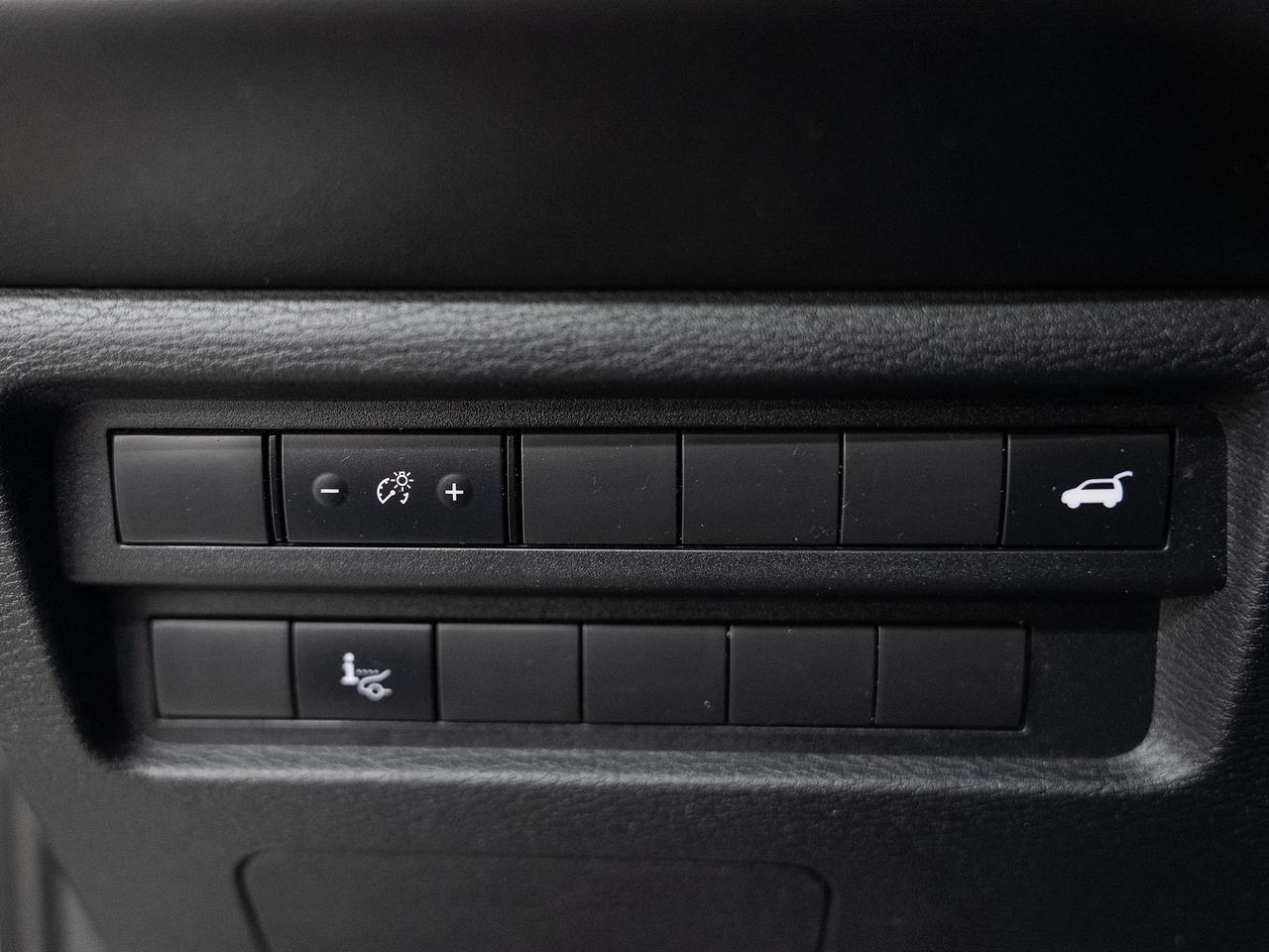 2023 Mitsubishi Outlander GT S-AWC | Nav | Leather | Sunroof | HUD | CarPlay