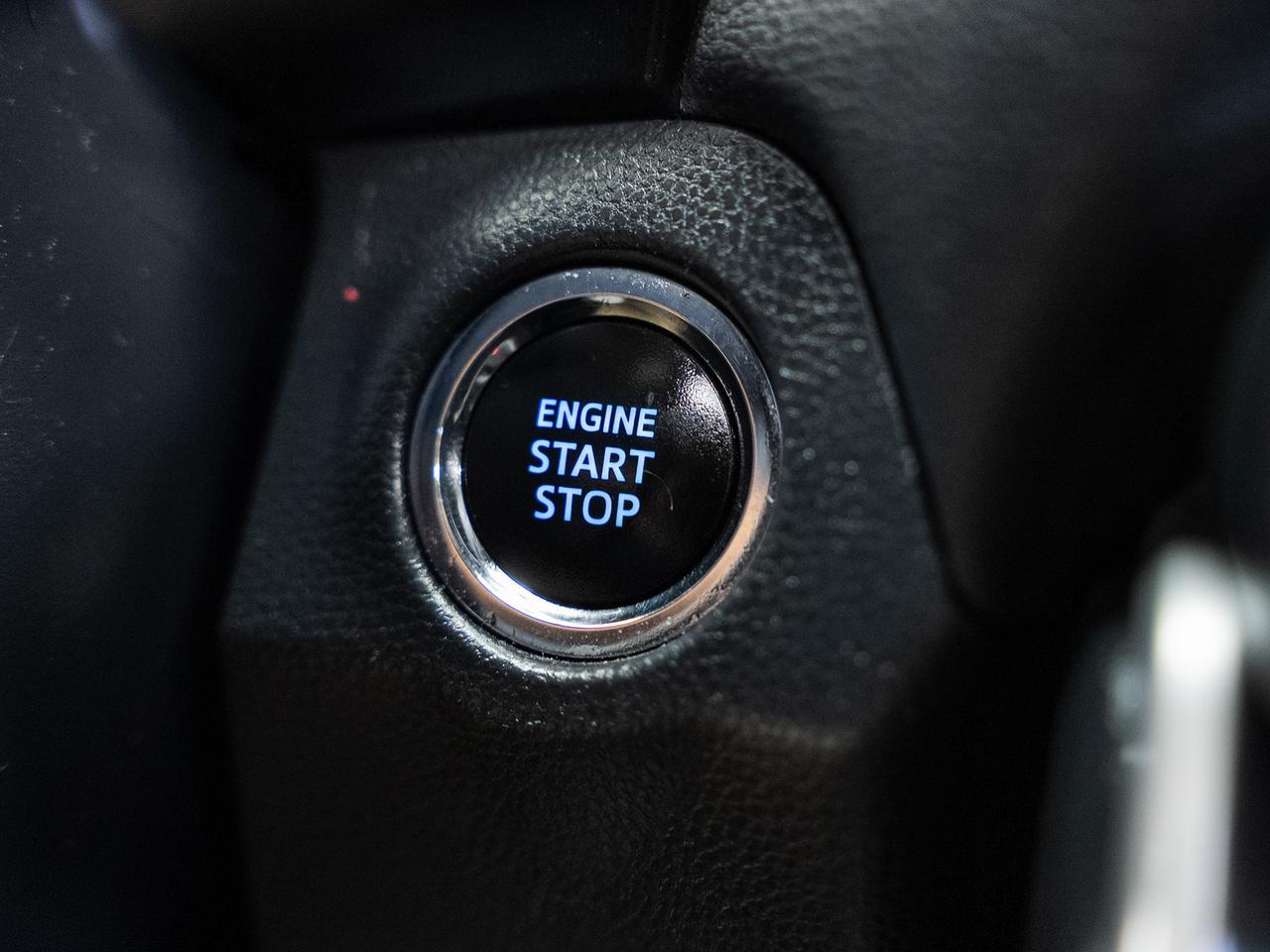 2019 Toyota RAV4 TRAIL AWD | Leather | Sunroof | Cooled Seats | BSM Photo