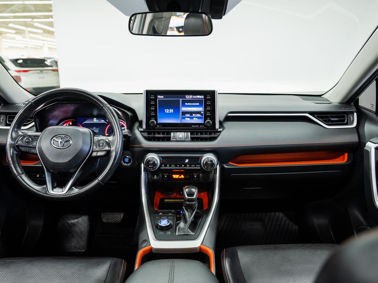 2019 Toyota RAV4 TRAIL AWD | Leather | Sunroof | Cooled Seats | BSM Photo