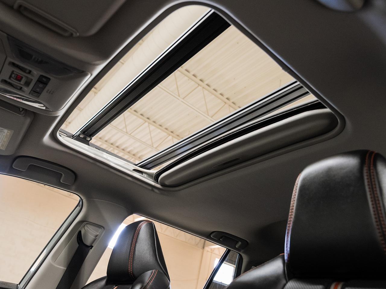 2019 Toyota RAV4 TRAIL AWD | Leather | Sunroof | Cooled Seats | BSM