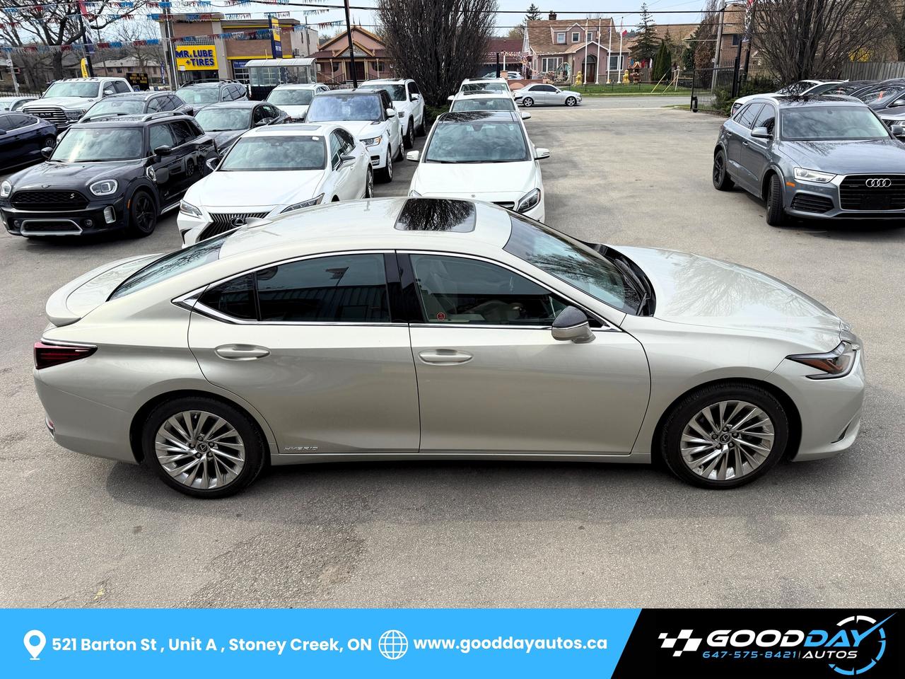 2020 Lexus ES 300h ULTRA LUXURY PKG | ONE OWNER | DEALER SERVICE Photo