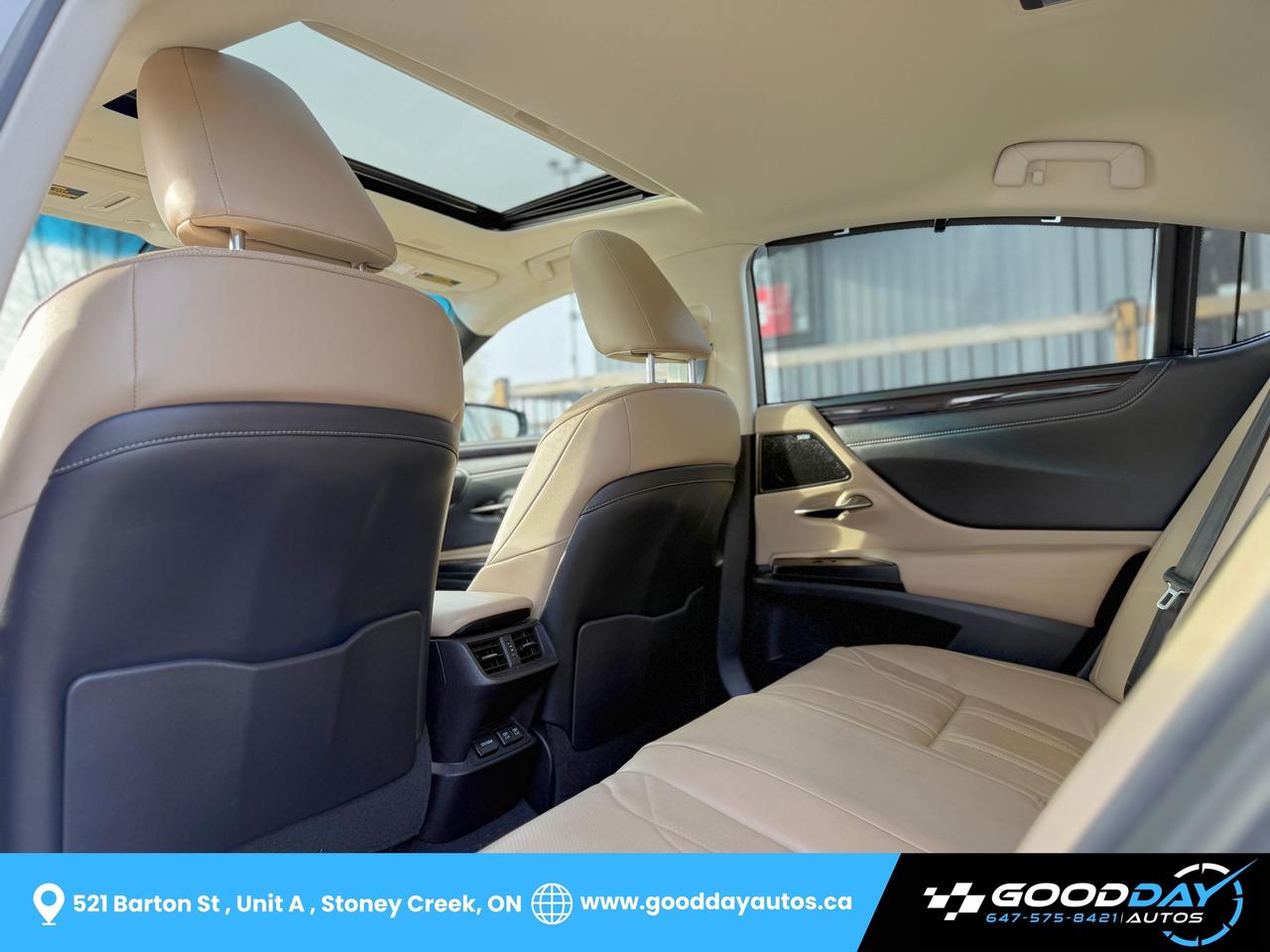 2020 Lexus ES 300h ULTRA LUXURY PKG | ONE OWNER | DEALER SERVICE Photo