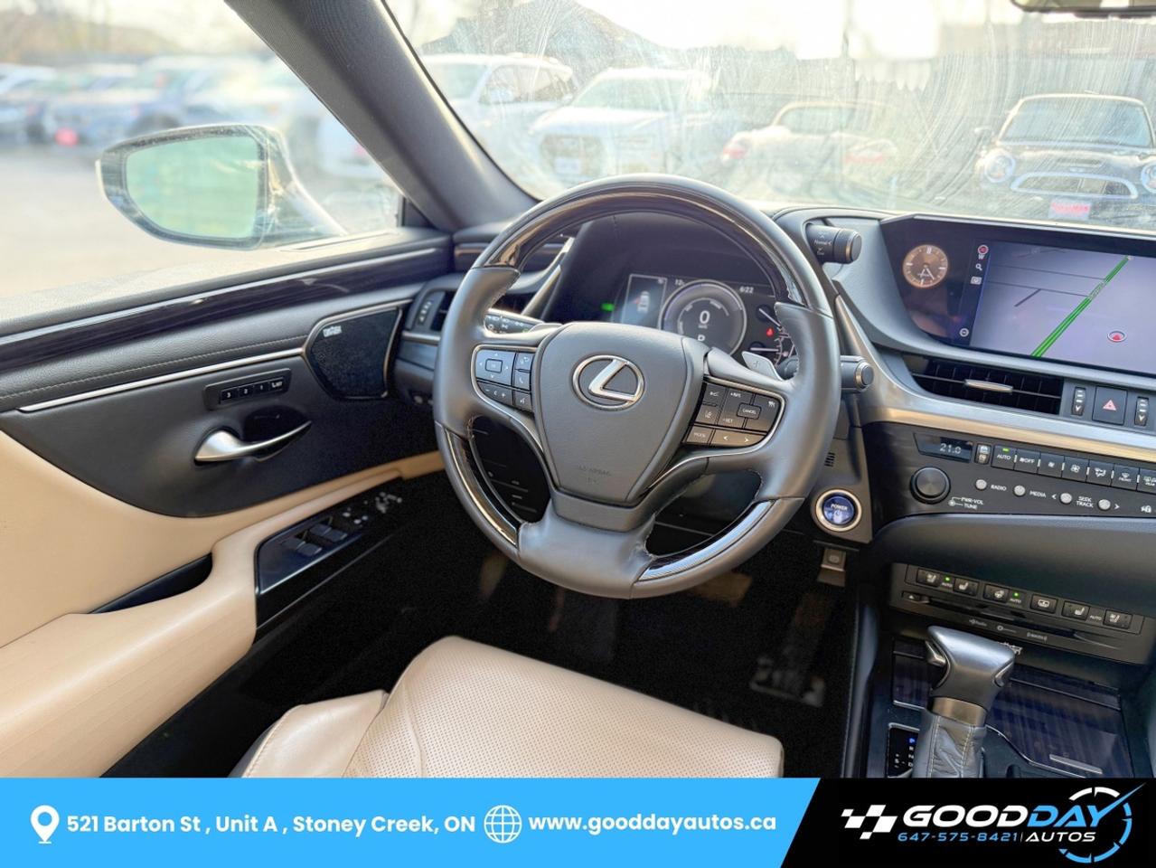 2020 Lexus ES 300h ULTRA LUXURY PKG | ONE OWNER | DEALER SERVICE Photo